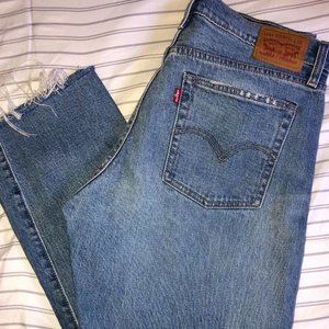 Levi's Straight Leg Cropped Button Fly Jeans